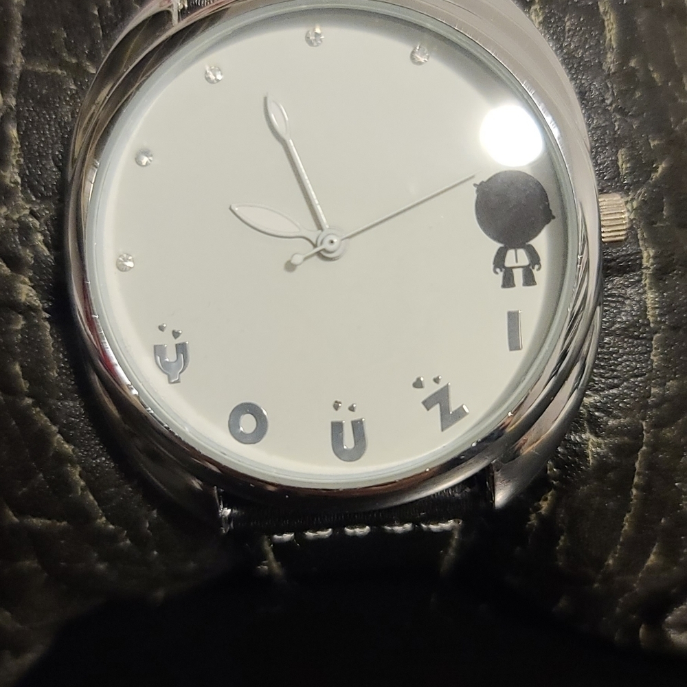 Watch - Picture 4 of 10